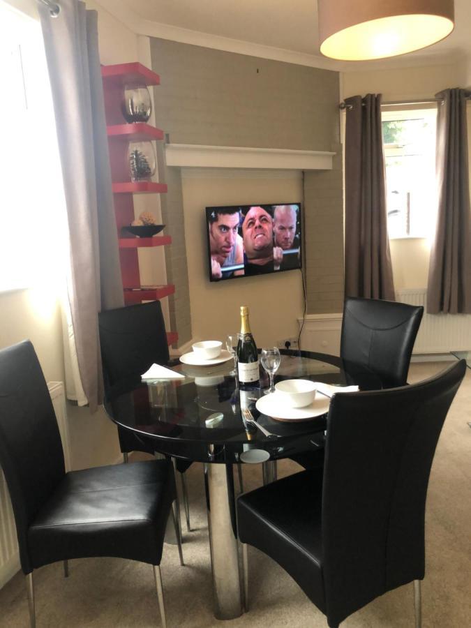 Half Price Offer - Exeter City Apartment エクステリア 写真
